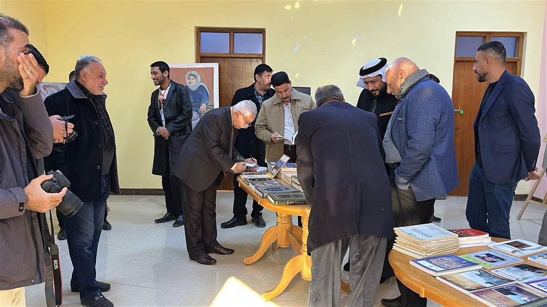 حديثة تقرأ تاريخ بغداد بمناسبة يوم اللغة العربية في البيت الثقافي (صور)