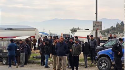 بەشێک لە فەرمانبەرانی قەزای شارەزوور لەدژی ئەوزەویانەی بۆیان دانراوە هاتنەدەنگ 