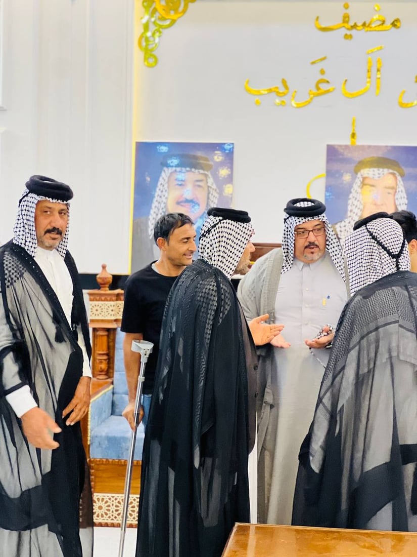تنصيب الإعلامي ميثاق الزريجي شيخاً لعشيرة آل غريب في واسط (صور)