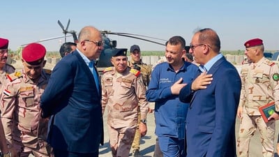 وزير الدفاع يصل إلى صلاح الدين