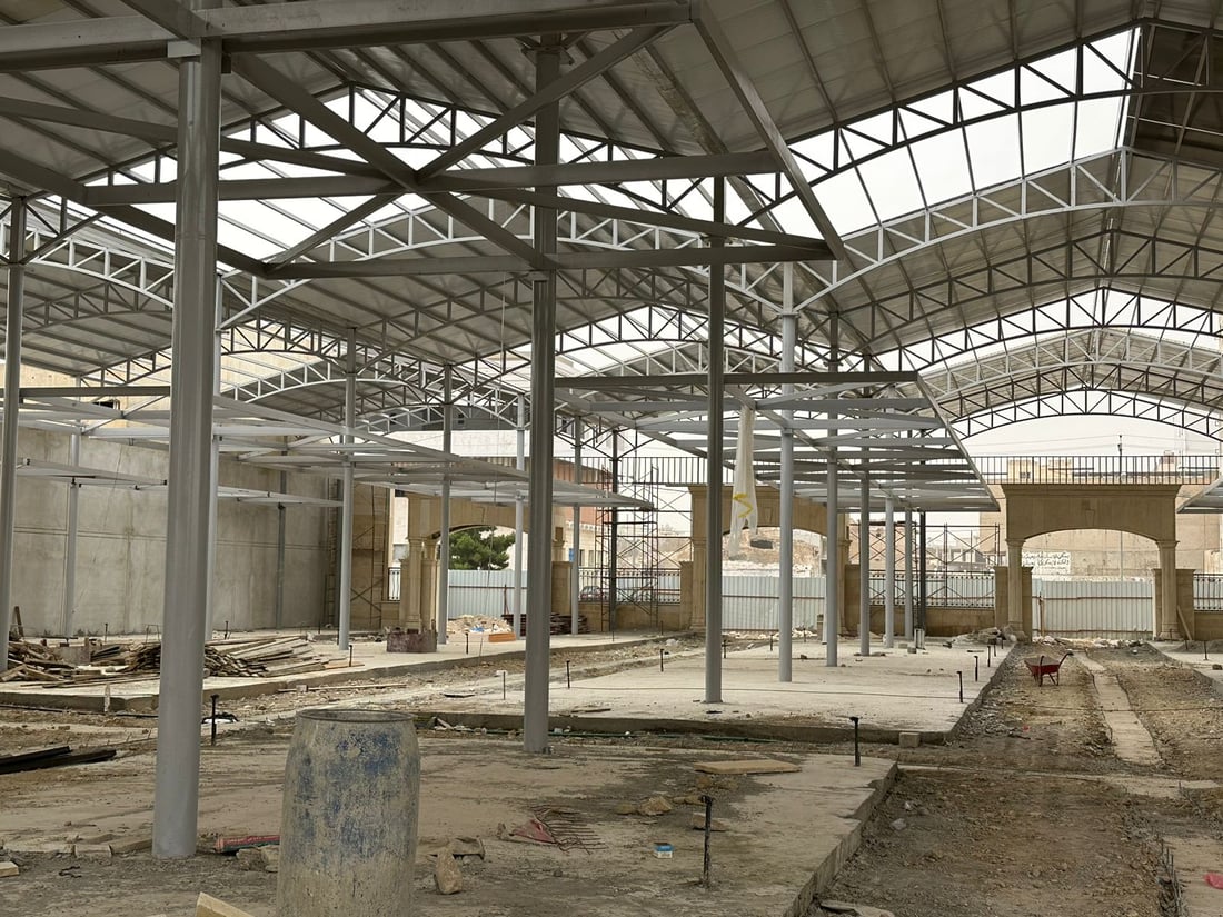 العمل يشارف على نهايته.. جولة مصورة من سوق الموصل النموذجي في باب الطوب