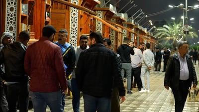 فيديو: شارع الكتب في البصرة “يشعر بالبرد” وينصح القرّاء بـ”جمهورية أفلاطون”