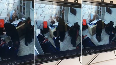 ئۆتۆمبێلى بەڕێوەبەرى قوتابخانەیەک درایە بەر چەکوش