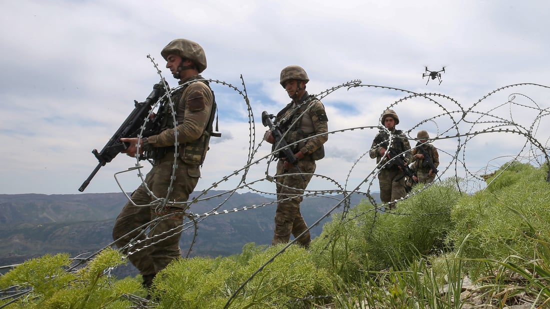 دەم پارتی دژی درێژکردنەوەی چالاکی سەربازیی تورکیایه‌ لە عێراق و سوریا