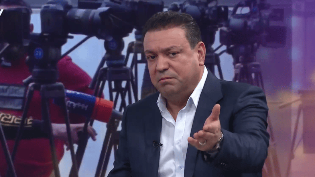 “سفير” يهدد عدنان الطائي قبل إيقاف برنامج “الحق يقال”