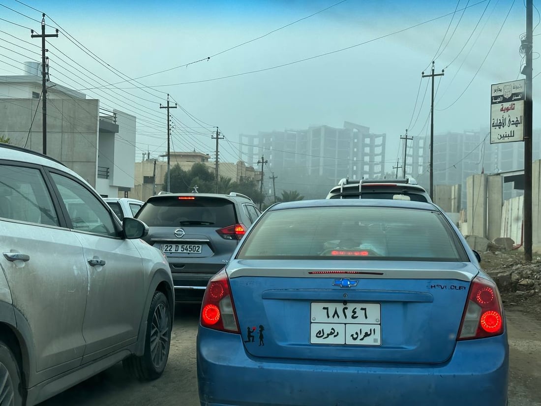 الازدحامات تخنق أيسر الموصل وتعطل الدوام بسبب أعمال التبليط