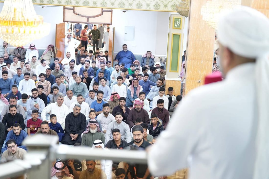 الوحيد الذي فتح بابه للمصلين في الأنبار.. صور من صلاة العيد بجامع الكرمة الكبير
