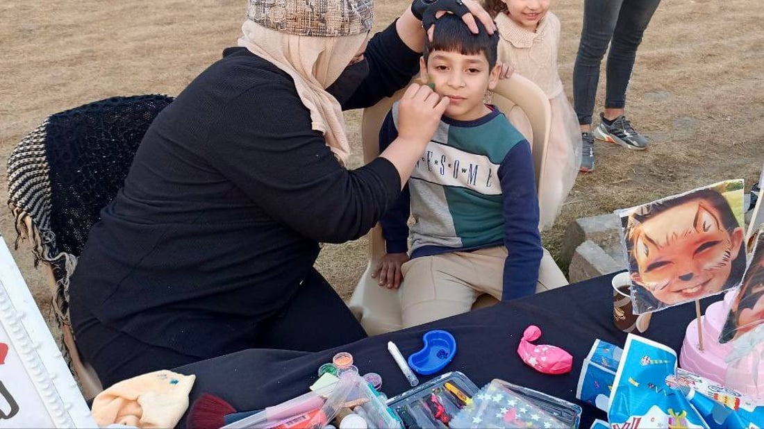 صور: أهالي البكرية يلفتون نظر بغداد إلى منطقتهم عبر بازار جمع العوائل وأصحاب المهن
