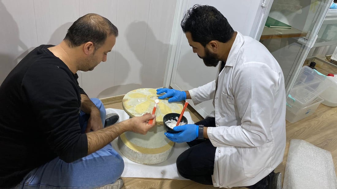 صور: أربيل وبغداد تفحصان 100 قطعة آثار في كويسنجق.. لأي حقبة تعود؟