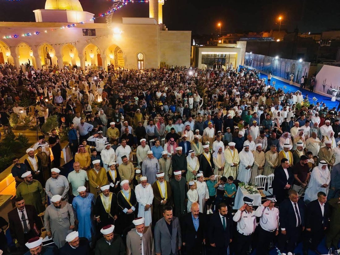 صور من جامع النوري قبل قليل: أهالي الموصل يحتشدون لإحياء المولد النبوي