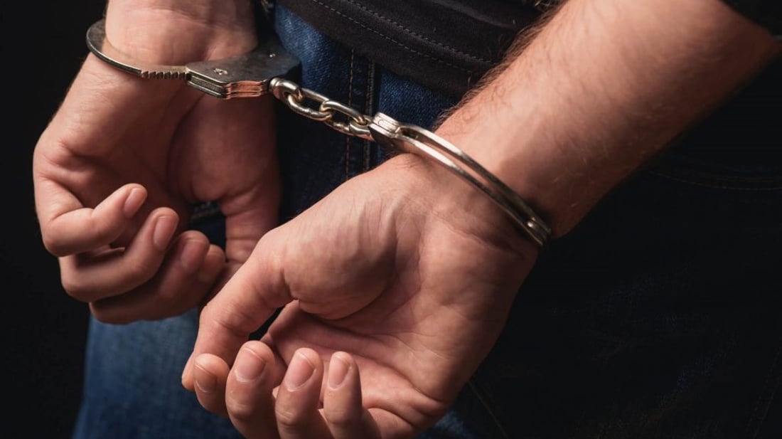 شرطة بغداد تلقي القبض على متهم أقدم على قتل شقيقه في مدينة الصدر
