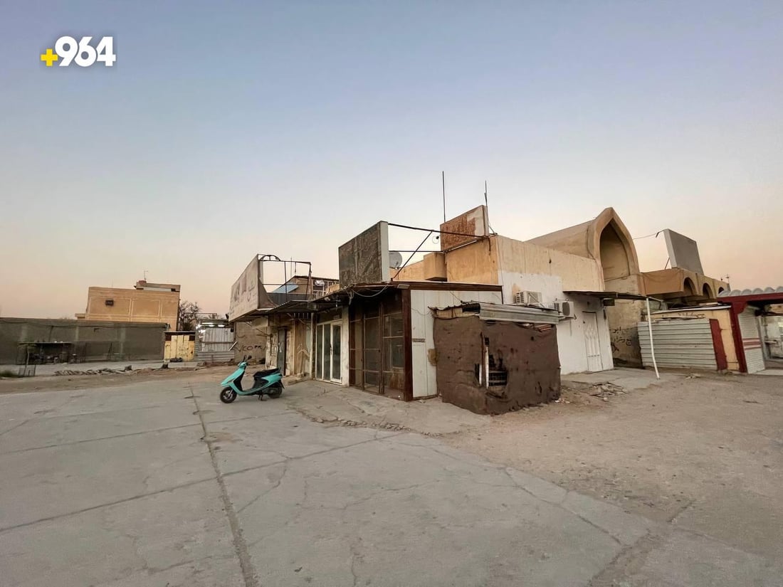 لا أحد يريد تأجير المحلات رغم تخفيض السعر.. صور من سوق شقق العدالة في النجف