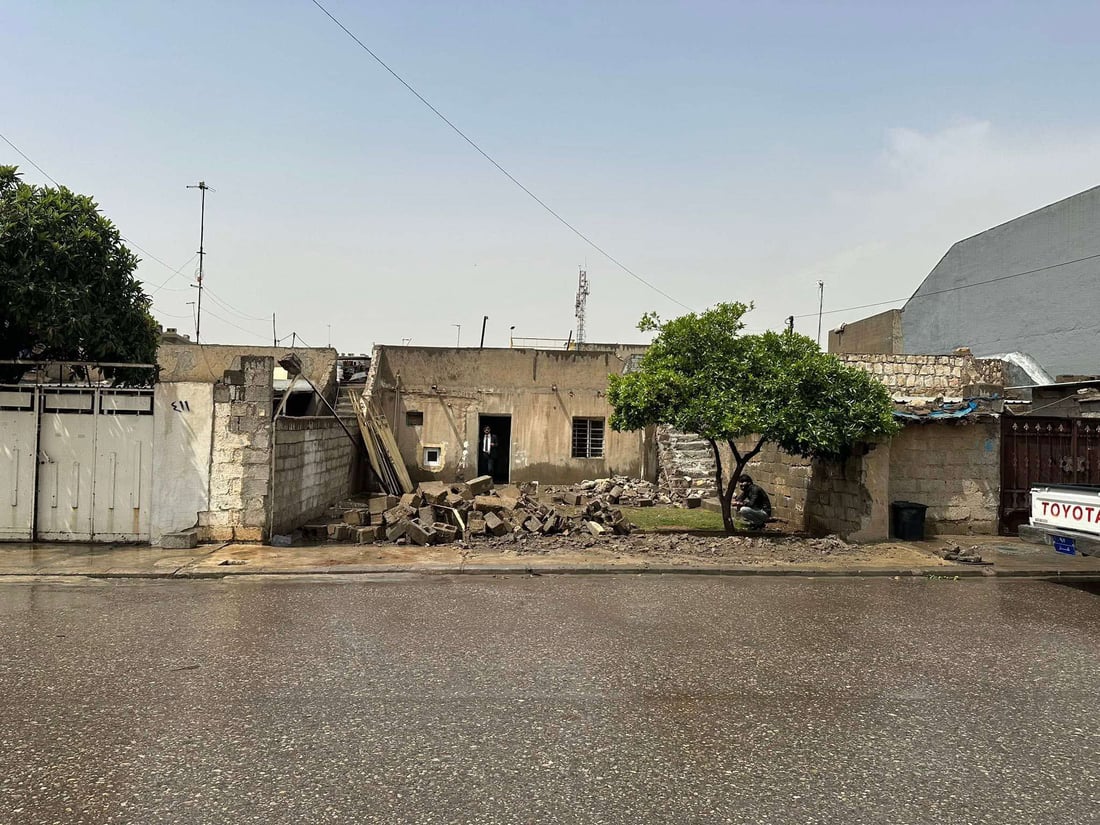 لەبەر دار پرتەقاڵێک دیزاینی ماڵەکەی تێکدا و نەیهێشت بیبڕنەوە