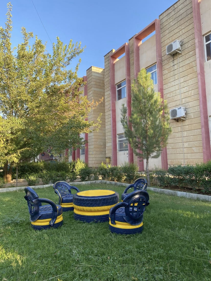 +964صورة من منصة (شبكة): 