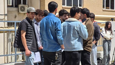 قوتابیانی پۆلی 12 لە بەردەم وەزارەتی خوێندنی باڵا گردبوونەوە