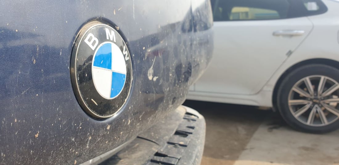 “جنّاية” BMW في السماوة متمسكون بـ”محبوبتهم”.. سفرات إلى الحلة للصيانة (صور)