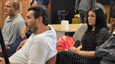 دوو هاوسەرە بەناوبانگەکە ناکۆکییان نەماوەو لەبەرچاوی کامێرا خۆشەویستی دەگۆڕنەوە