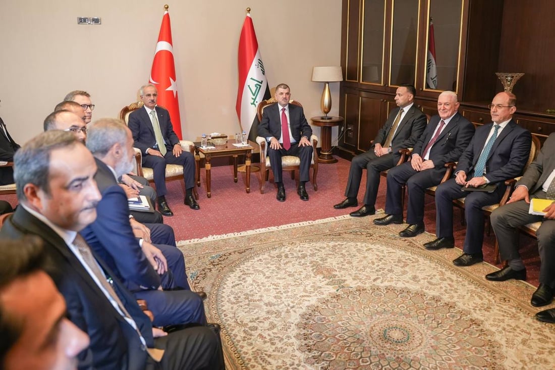 تركيا ترفع التعاون مع العراق إلى “مستوى أعلى”.. ووزير نقلها يصل إلى بغداد