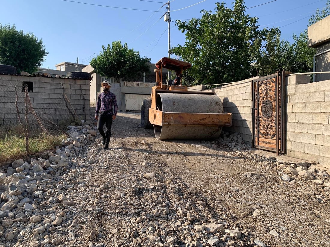 دوو دیمه‌نى ئێستاى كۆنكرێتكردنى كۆڵانه‌كانى سرێشمه‌ ..