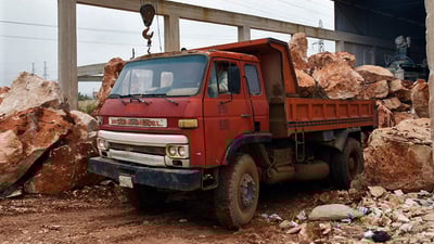 القائم: العثور على جثة “ناقل الحجر” بآثار إطلاقات في الرأس