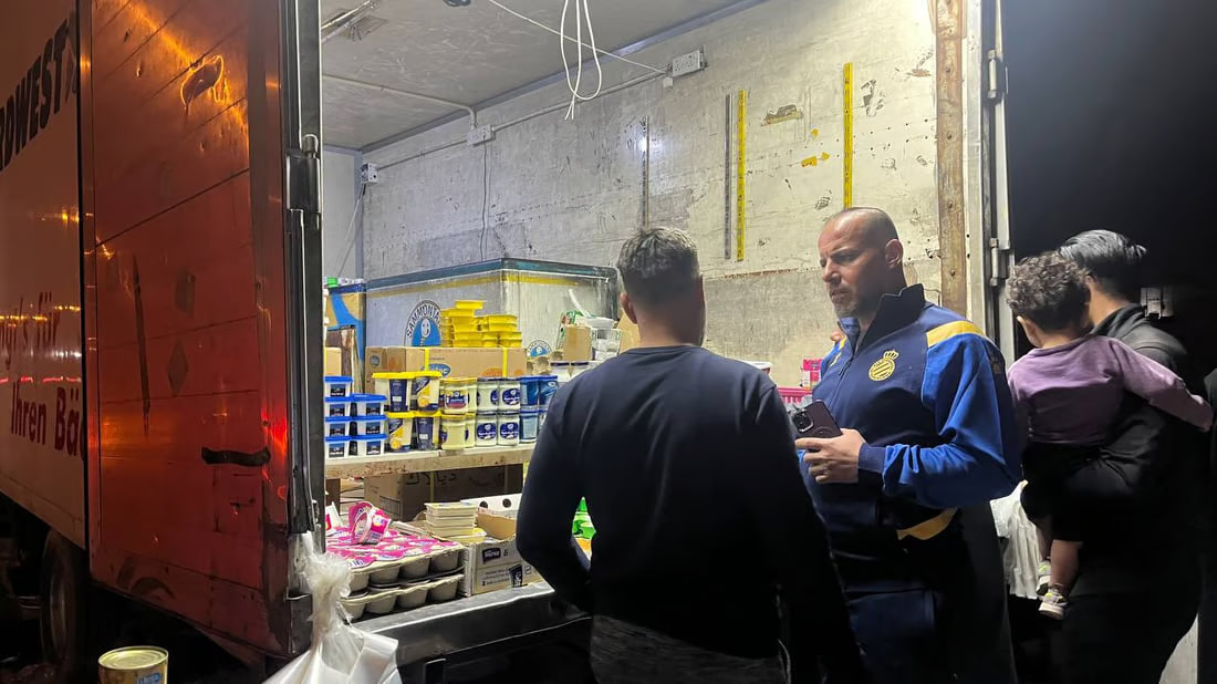 Mobile market thrives offering affordable variety of goods in Basra