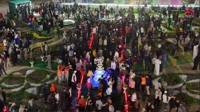 فيديو: زهرة الليل والبنفسج داخل مسجد الإمام علي في الزبير.. معرض و80 ألف وردة