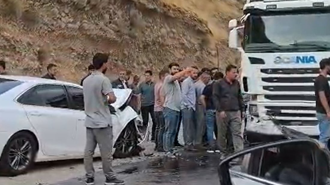 تانکەرێک و ئۆتۆمبێلێک پێکیاندادا و چوار کەس برینداربوون؛ برینی دوو کەسیان سەختە