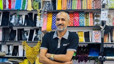 Khour al-Zubair’s lace market struggles as rises of online sales and imports bite