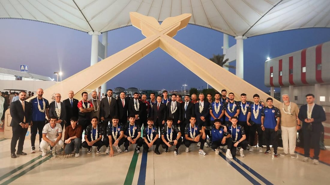 فيديو وصور: أسود الرافدين يصلون إلى جدة للمشاركة في كأس الخليج