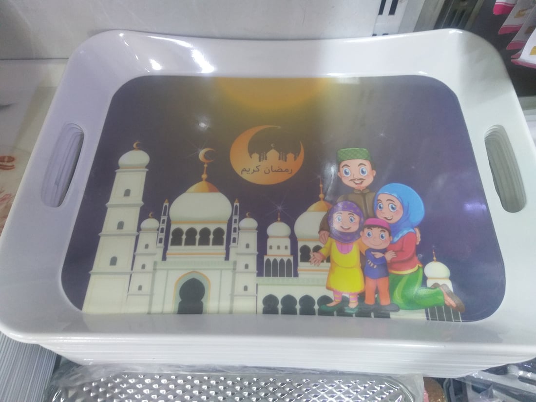 صور: البغداديون يستعدون مبكراً لشهر رمضان.. قائمة بأسعار مواد المطبخ