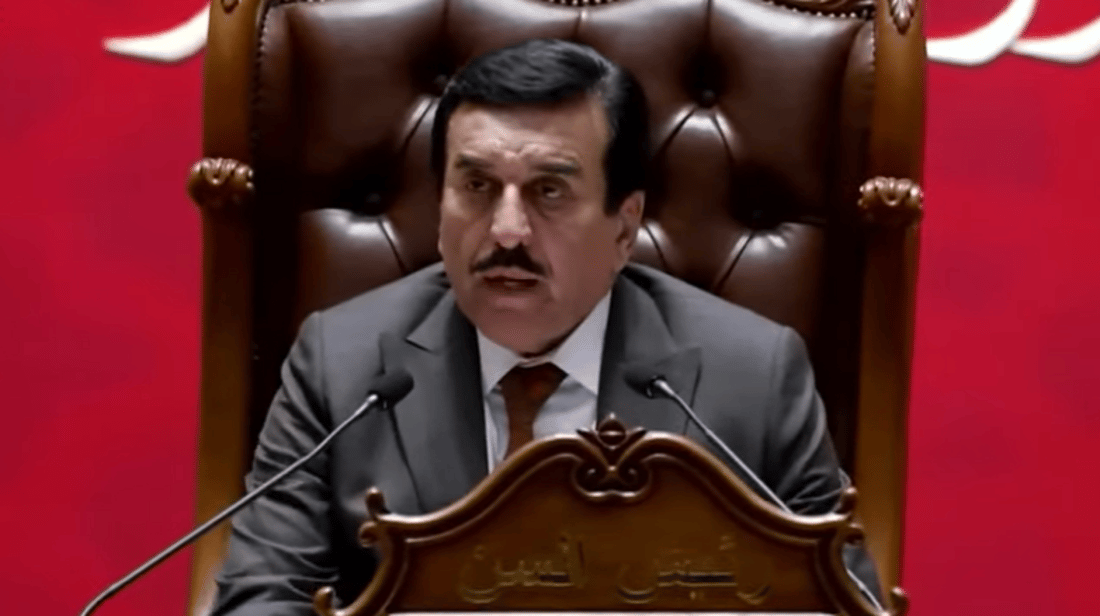 رئيس السن يفتح باب الترشيح لمنصب النائب الأول لرئيس البرلمان