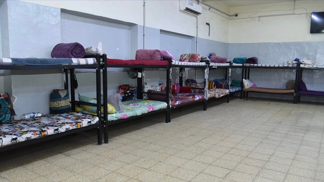 صور: وزير العدل يتوسط صغار المحكومين.. جولة ومأدبة إفطار داخل سجن الأحداث