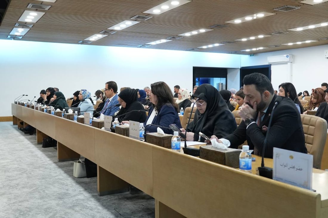 صور: المتخاصمون على قانون الأحوال يجتمعون في البرلمان بحضور اليونسيف
