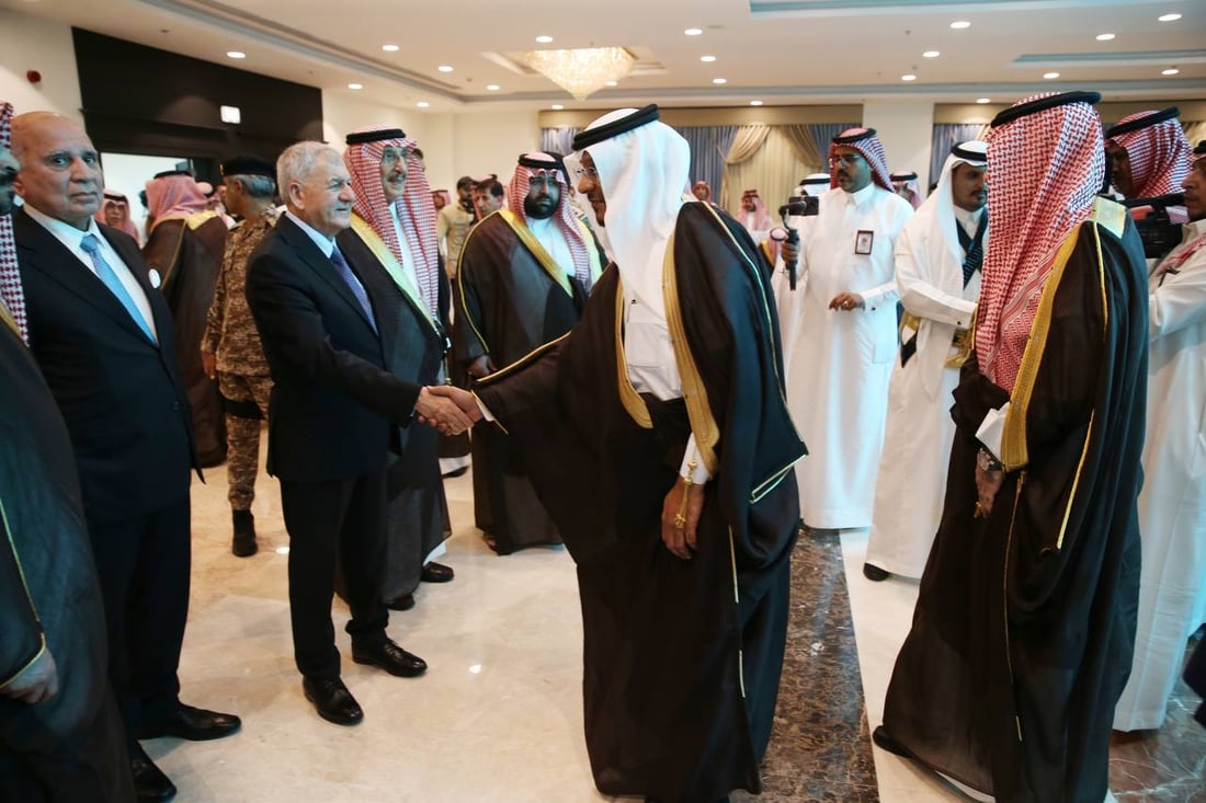 أمير سعودي يفاجئ رئيس الجمهورية بتقرير كتبه رشيد عندما كان يعمل في جازان (صور)