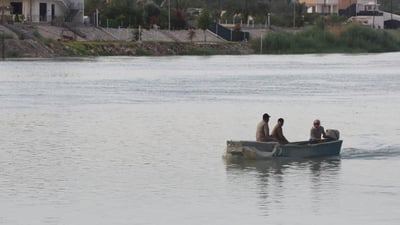 شرطة الفلوجة تنتشر على ضفاف الفرات لمنع السباحة بعد غرق 6 شبان خلال أسبوع