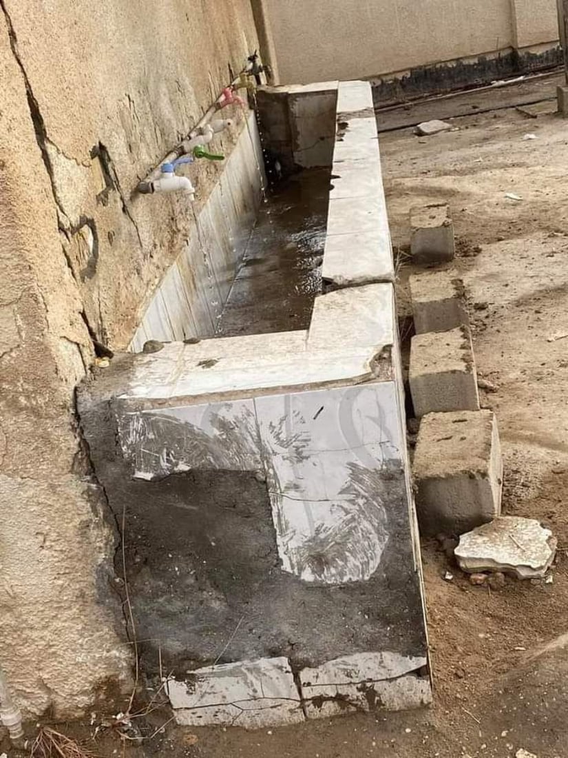 جبلة: ابتدائية العطاء آيلة للسقوط والصيانة تنتظر “الأمن الغذائي” (صور)