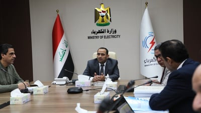 وزير الكهرباء يدعو وزارات الانفاق العالي إلى الترشيد ويتوعد المتلاعبين بالعدادات