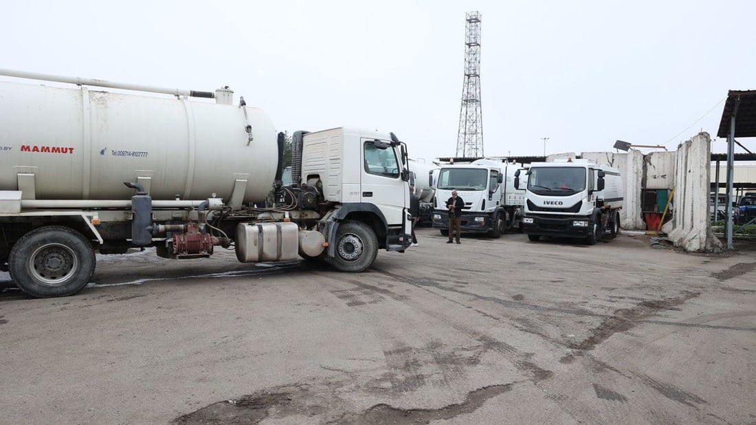 أمانة بغداد “تفزع” للديوانية.. إرسال 33 آلية لسحب مياه الأمطار من شوارع المدينة