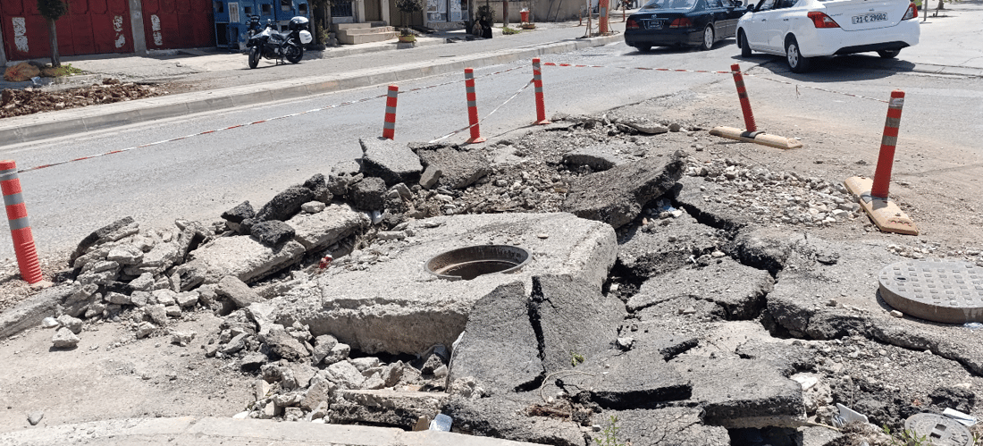 شه‌قامى به‌رده‌م نەخۆشخانەی عەنەب هێشتا داخراوە