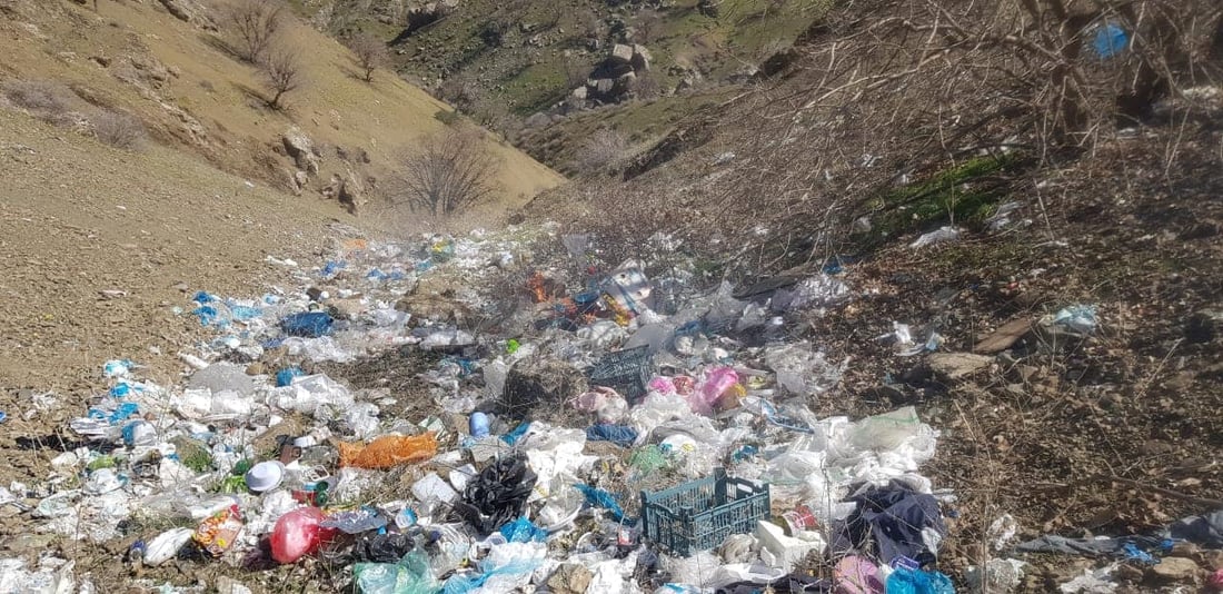 گوندەکانی ناوچەی گرگاشە پڕ بوون له‌ زبڵ و خاشاك