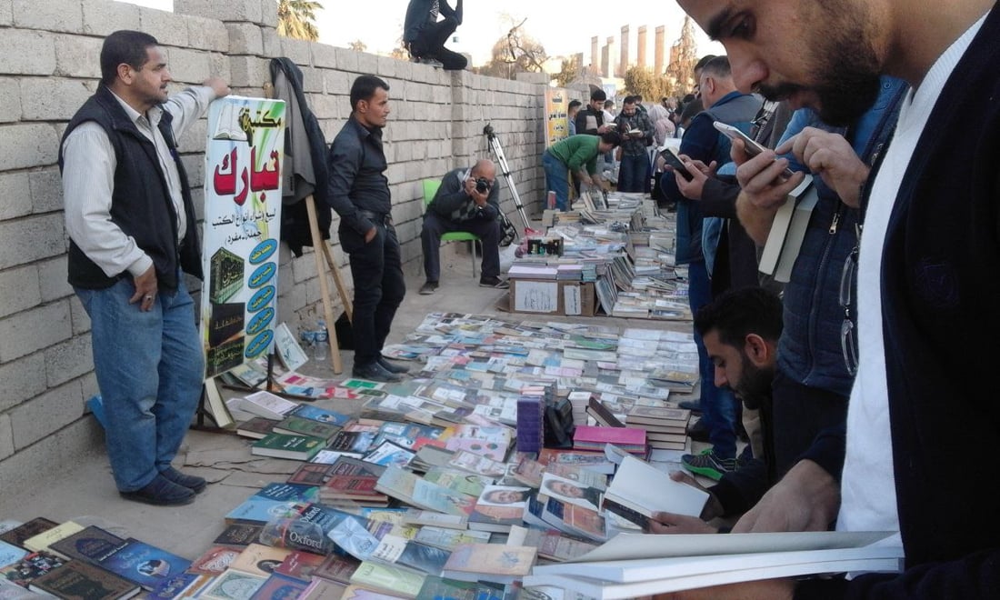 50 ألف كتاب ورسائل ثقافية.. الموصل تحتفل بالذكرى التاسعة لرصيف الكتب