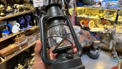 هاوڵاتیانی زاخۆ روویان لە كڕینی فانۆس و لامپا كردووە