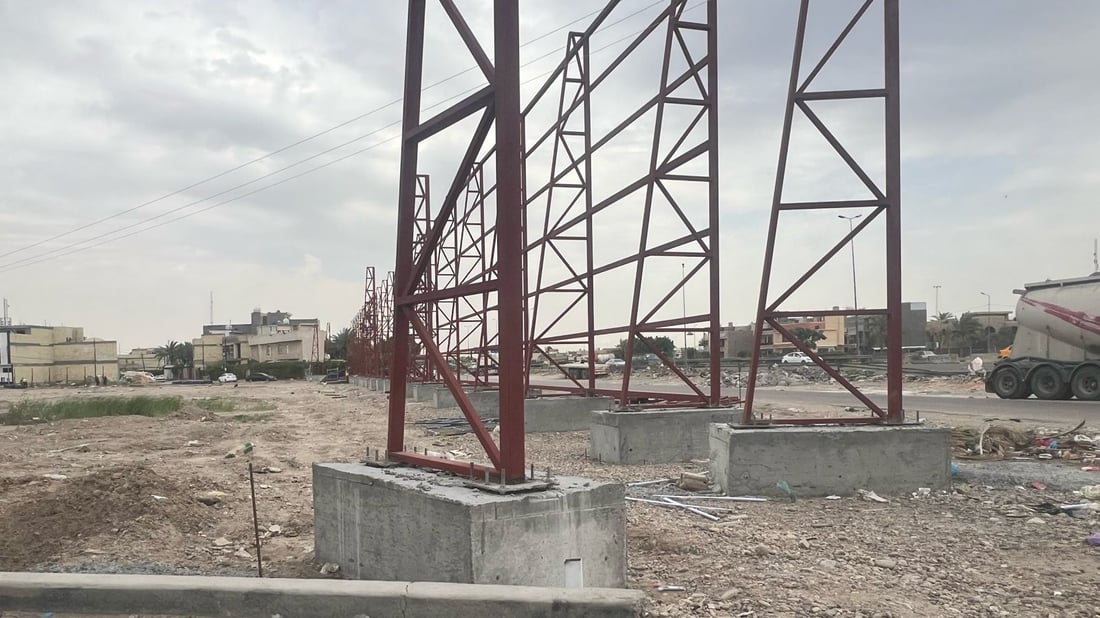 عمارات “السويسري” ستشرف على “عوائلنا” وتحجب الشمس.. الغزالية تهدد بمظاهرة (صور)