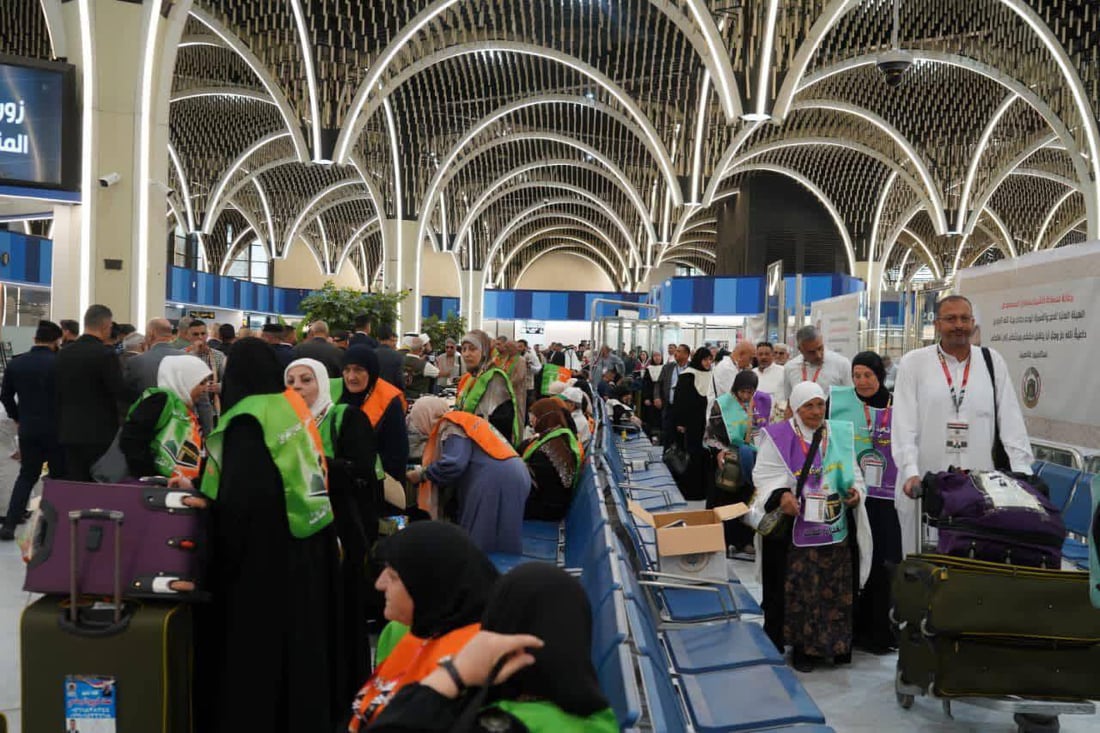 المسعودي يتعهد بإعادة أموال الحجاج المسافرين براً ويحذر من هتافات السياسة في الحرم