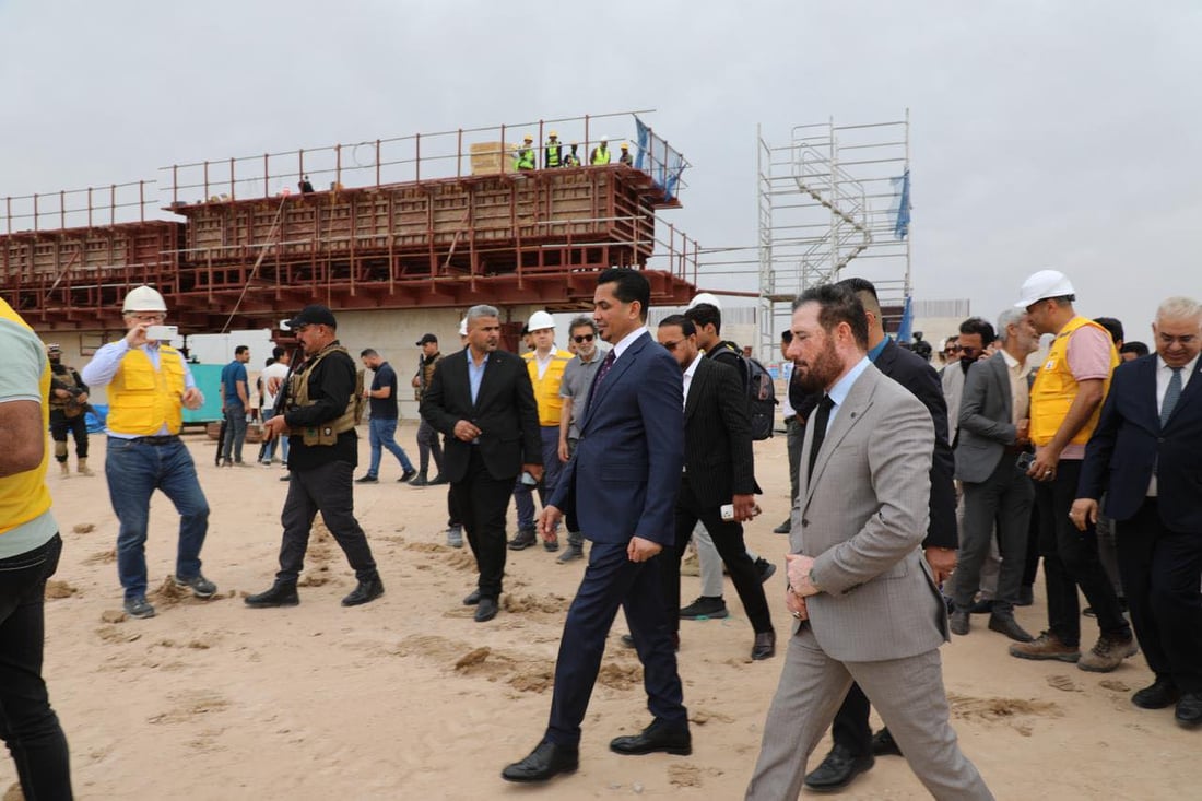 صور من الطريق الرابط بين ميناء الفاو ومشروع التنمية.. نسبة الإنجاز بلغت 73%