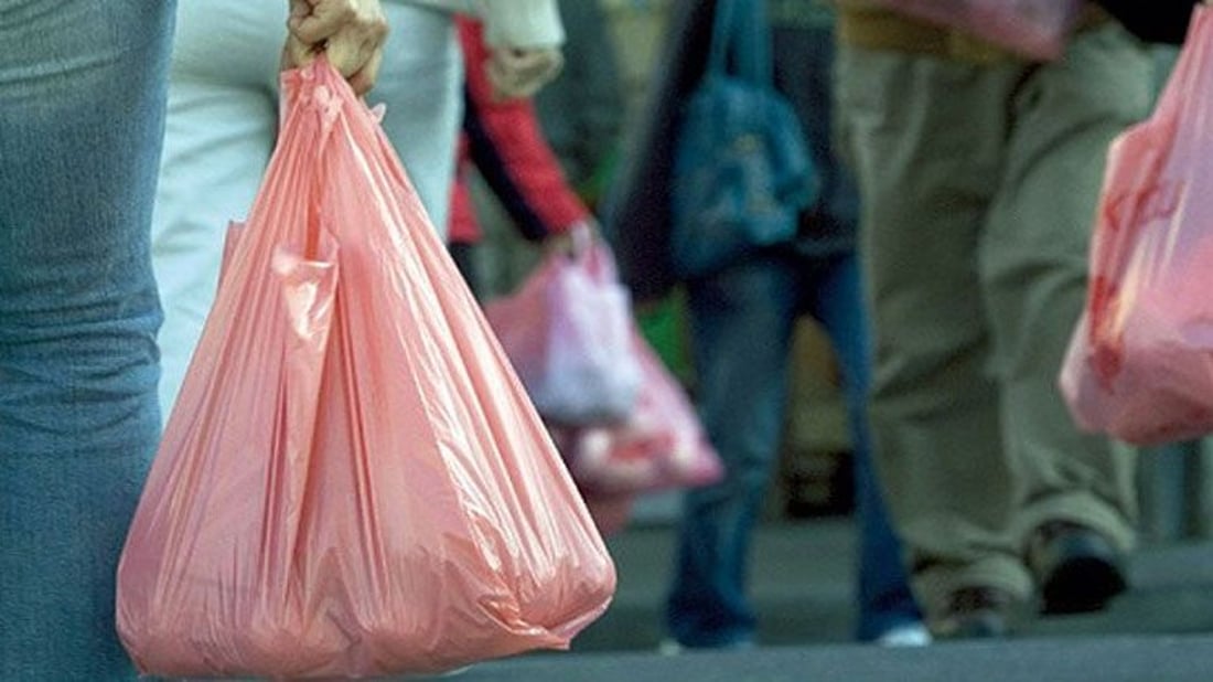 البيئة تحذر من مخاطر الأكياس البلاستيكية: تؤثر على المناعة وتسبب السرطان