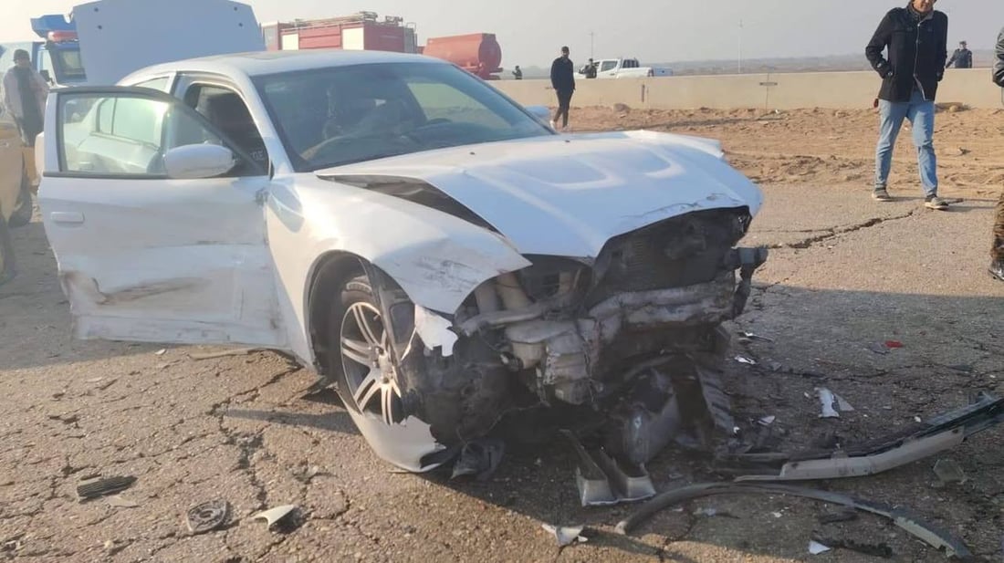 19 مركبة تصطدم ببعضها في الديوانية بسبب الضباب (صور)