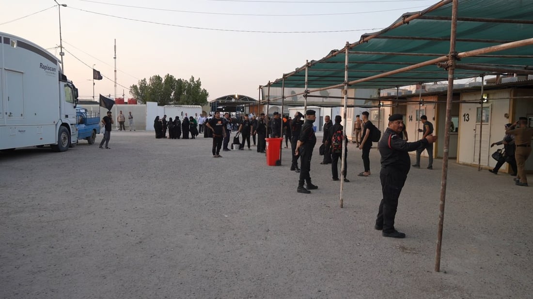 صور: منافذ البصرة تودع زوار الأربعين وحركة الشاحنات عادت لمنفذ الشلامجة