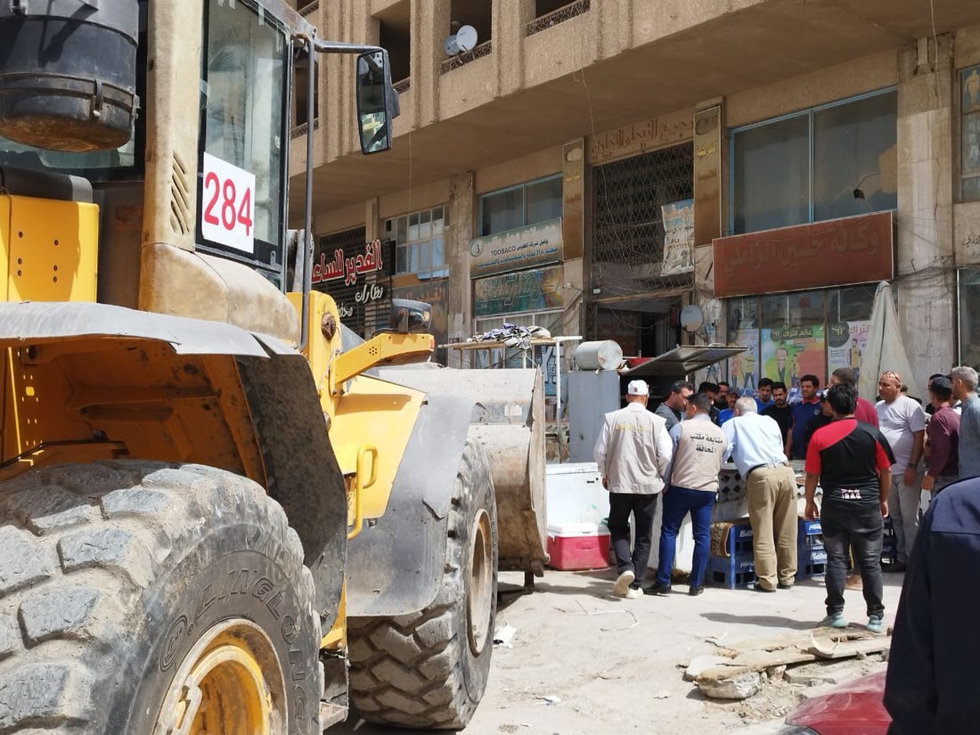 “شفل الحلة دمّر كل شيء”.. أصحاب بسطات “أبو القاسم” غاضبون وأهل المحلات سعداء (صور)