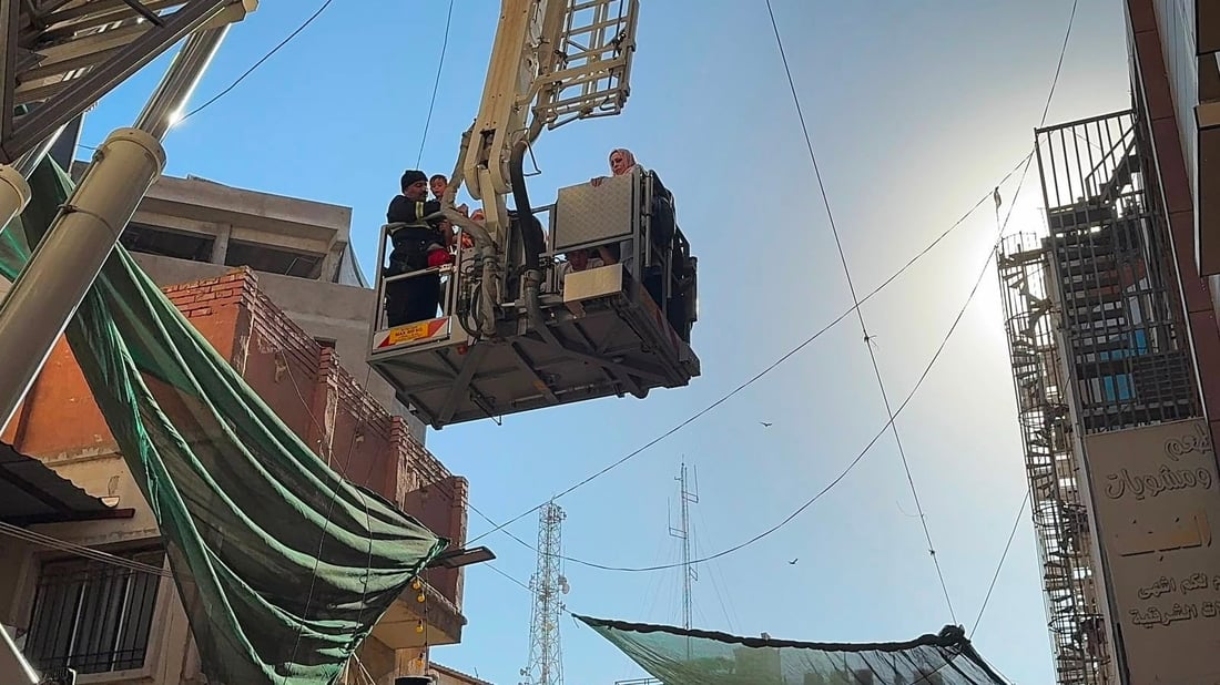 إخلاء 70 نزيلاً بعد اندلاع حريق في فندق بشارع العلقمي وسط كربلاء